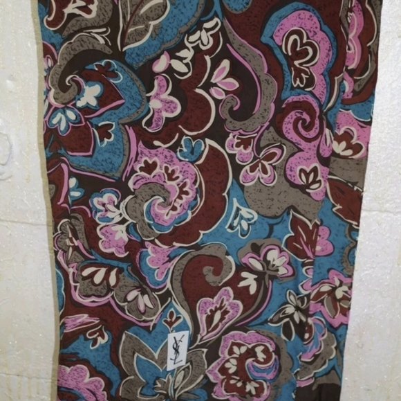 YVES SAINT LAURENT YSL VINTAGE 100% SILK SCARF OBLONG JAPAN
